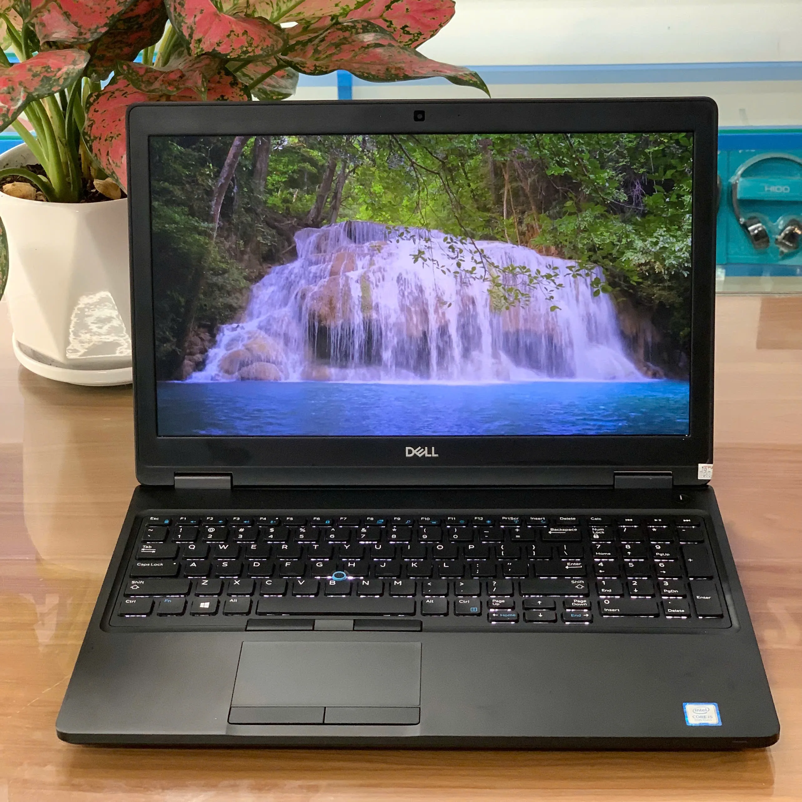 Laptop Cũ Dell Latitude 5590 I5 - 7350U /RAM 8GB/SSD 256GB/FHD